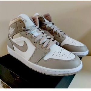 Brand New Jordan 1 Mid Linen